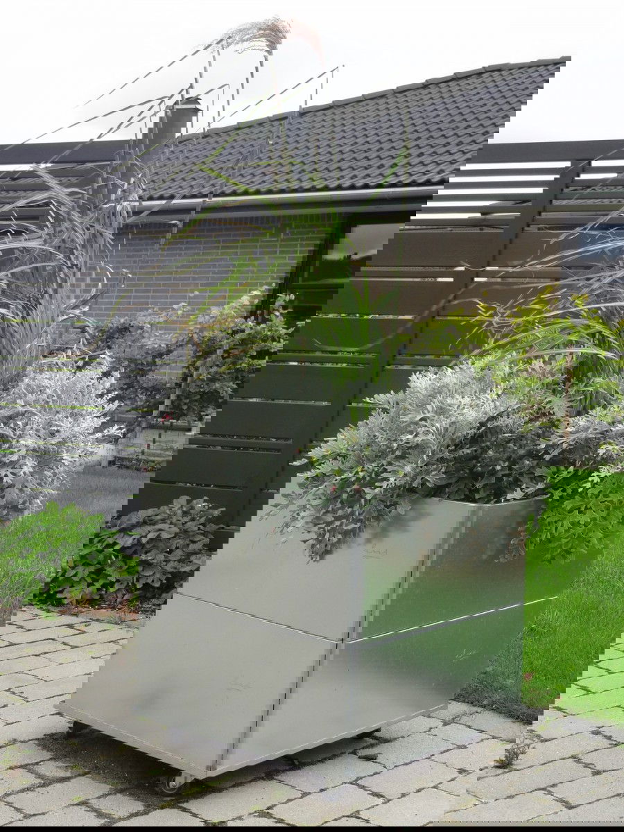 Udendørs skrå plantekasse i rustfrit stål på hjul