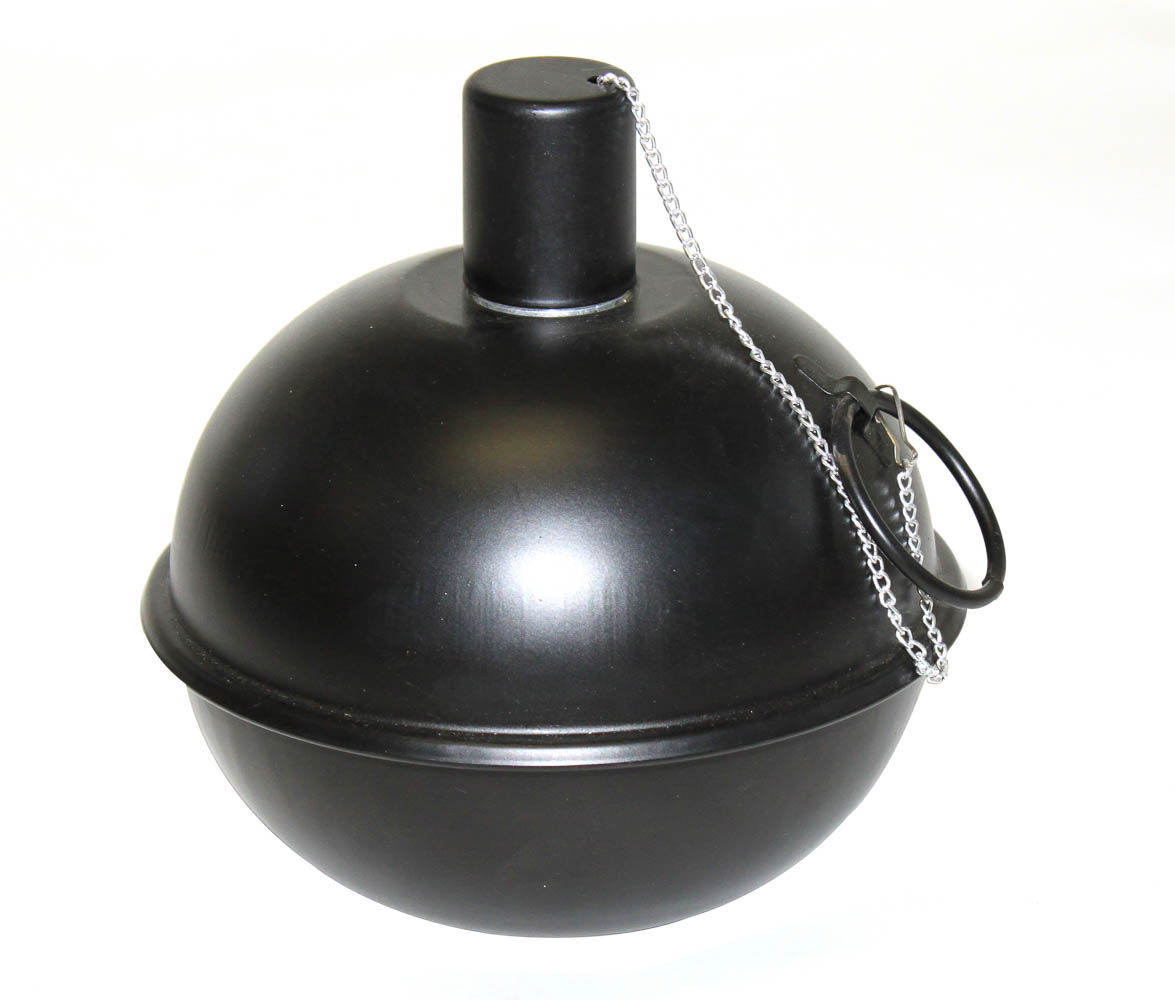 Sort rund foderkugle i plast med kæde