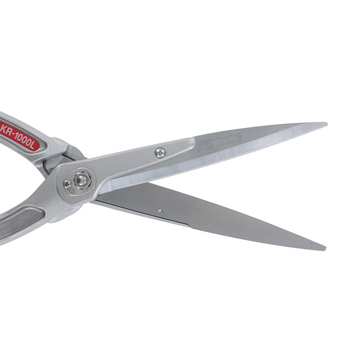 Skarp, langbladet havesaks i metal